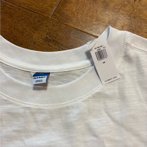 Old navy ladies tee shirt size 4x new - Picture 2 of 2